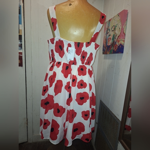 NWT size 16 Poppie dress - Picture 3 of 3